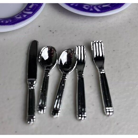 Barbie Doll Dollhouse Miniatures Diorama Kitchen Plate Cutlery Wine Cups Glasses - Picture 4 of 11